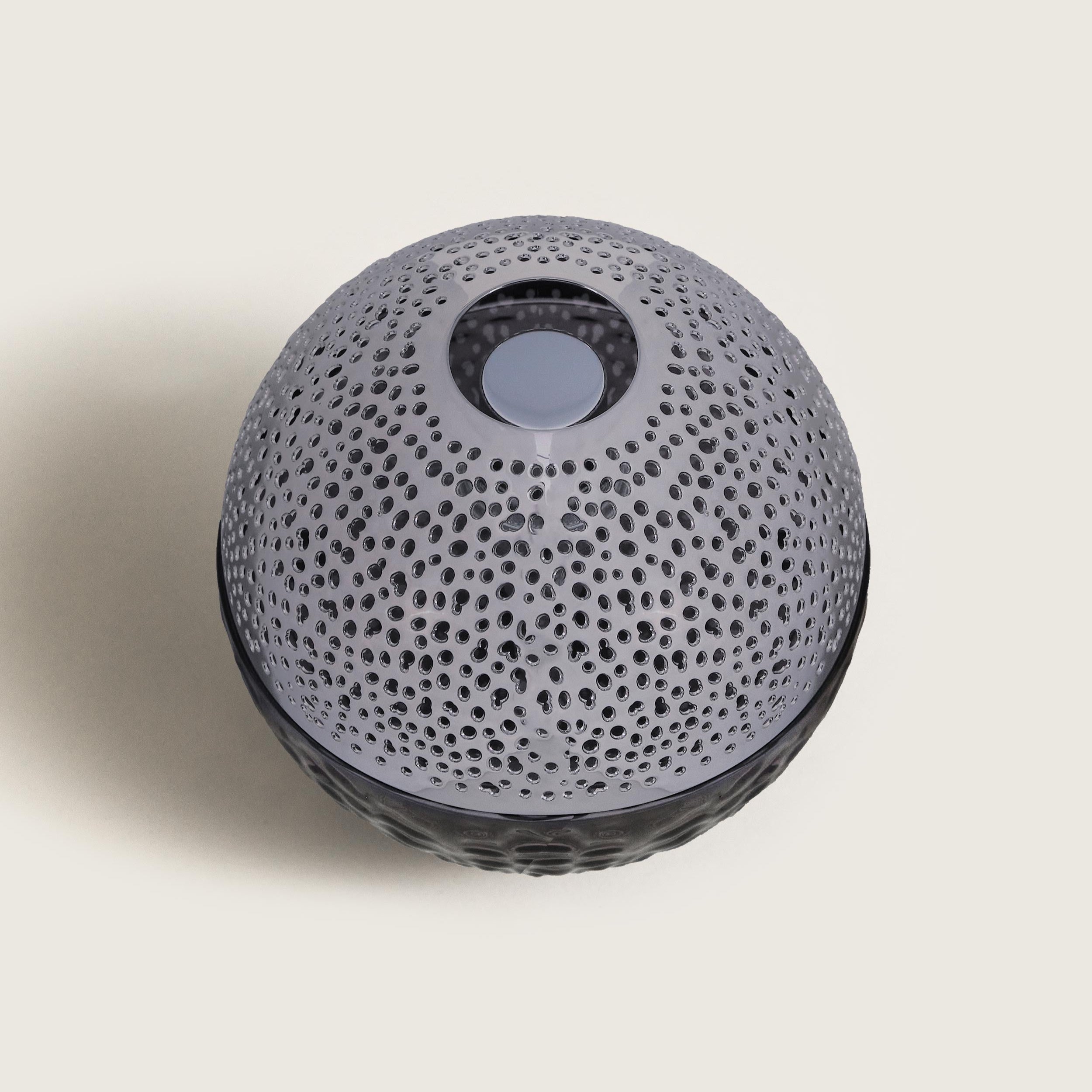 Gravity Fragrance Lamp | Black